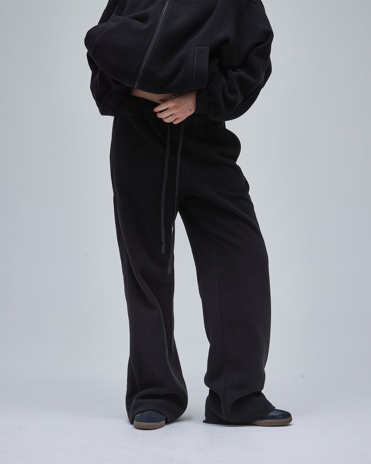 Ari Fleece Pant - Black