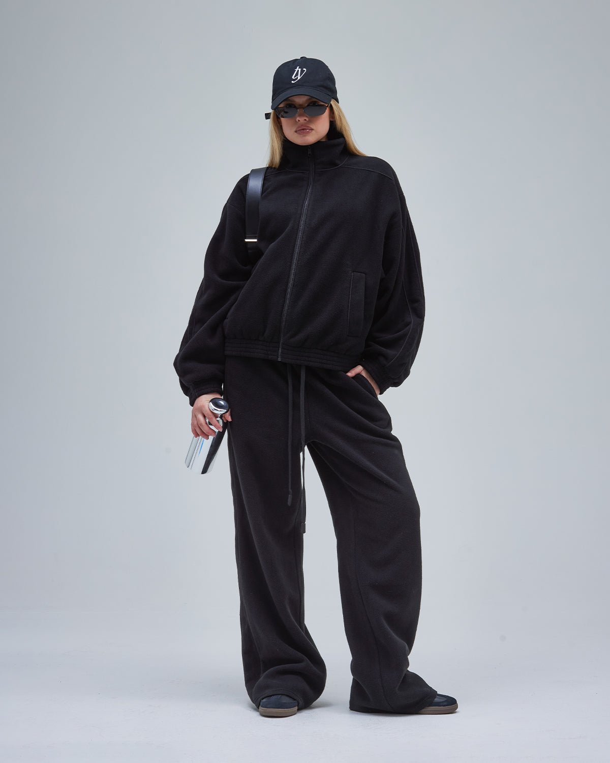 Ari Fleece Pant - Black